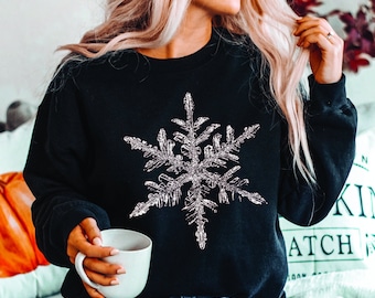Snowflake Sweatshirt, Cute Christmas Shirt, Christmas Sweatshirt, Women Holiday Shirt, Snowflake Shirt, Snow Sweatshirt, Winter Shirt
