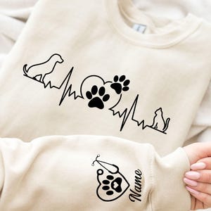 Custom Vet Tech Sweatshirt, Personalized Vet Gifts, Animal Doctor Gift, Gift For Veterinarian, Vet Tech Sweater, Veterinarian Hoodie Sweater