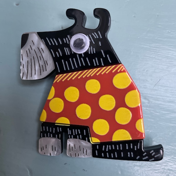 Acrylic Dog in Spotty Jumper Brooch