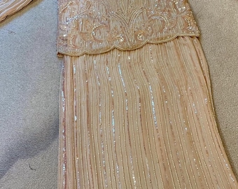 Vintage "Judith Ann Creations" Pure Silk, Fully lined and Embroidered with Beads and Sequins Dress. Pale Pink Color. Size S