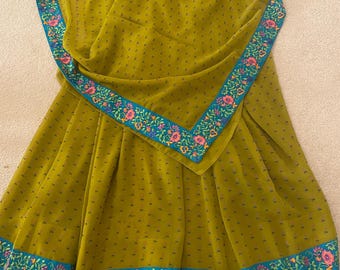 Beautiful Parsi Border Embroidered Saree. Lime Green Color with Turquoise Embroidered Border. New with Blouse.