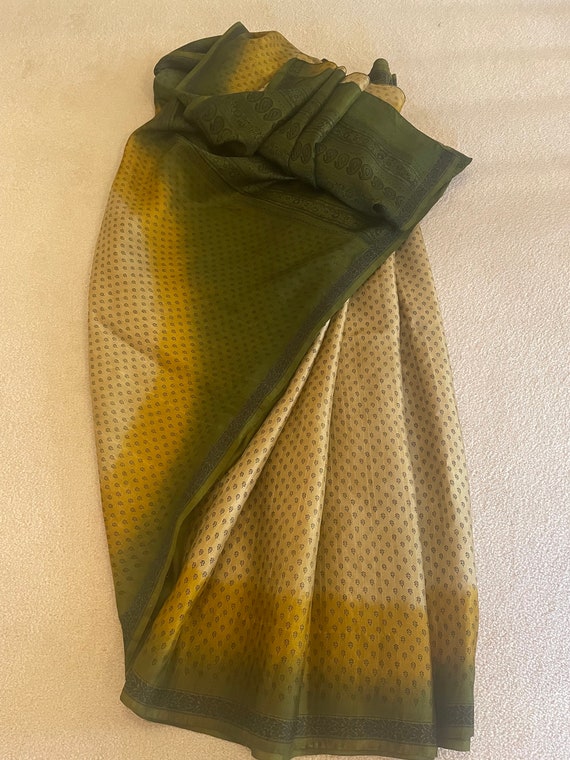 Vintage Pure Silk Saree. Olive Green Print with B… - image 1