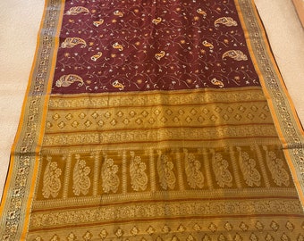 Beautiful Embroidered Saree. Maroon Color with Golden Pallu and Border