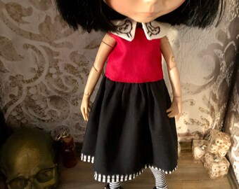Dress and embroidered collar for Blythe, black and red dress, sleeveless dress