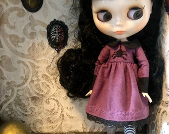 Vestido y medias de araña para Blythe, vestido bordado, vestido beige, vestido gótico