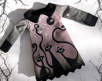 Hand painted dress, picture dress for Blythe, gothic dress, Blythe dress, spooky dress, Halloween outfit, black cat