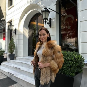 Real Gold Fox Fur Jacket New Fashion Chevron Design Elegant and Luxury