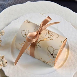 Boîtes cadeaux invités Mariage avec ruban, Petites Boites coffret pour Ferrero Rocher, dragées, bonbons ou chocolats. Anniversaire, Fête