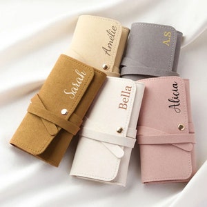 Personalized Travel jewelry roll, Microfiber jewelry organizer with name, Bridesmaid Gifts, Mom Birthday gift for her, Travel Jewelry Case