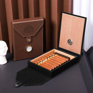 Personalized Cigar Humidor Gift for Dad, Fathers Day Gift, Personalised Cigar Humidor Set, Anniversary Gift for Him, Groomsmen Humidor Gift