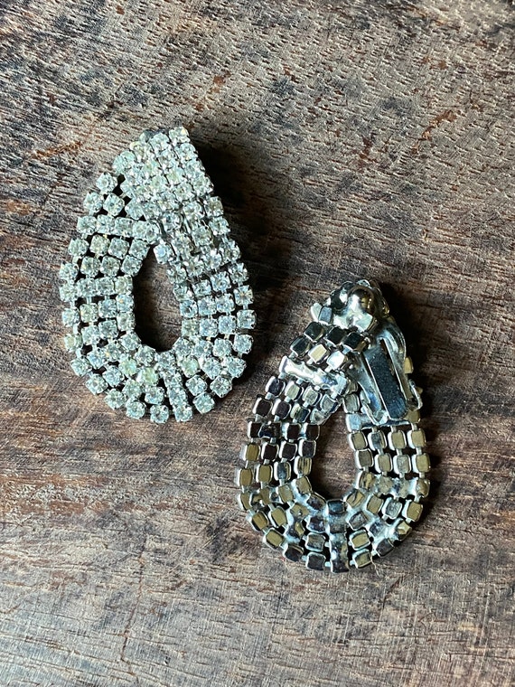 Unique Vintage 1990s Rhinestone Clip-On Earrings - image 2