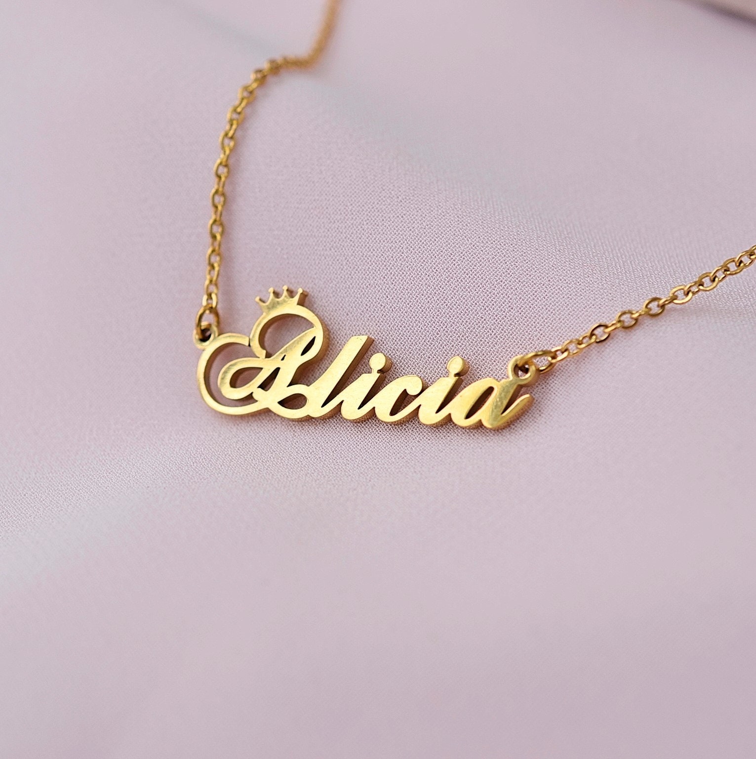 Alicia Name Necklace, Alicia Gold Necklace, Dangle Necklace, Custom Alicia  Birthday Gift, Bestfriend Gift, Women Special Gift - Etsy