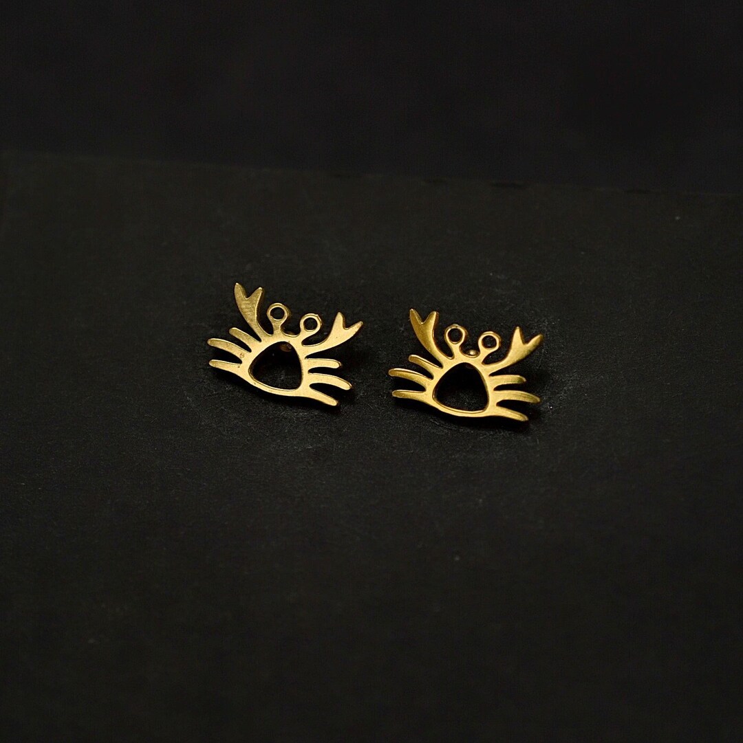 Tiny Crab Gold Stud Earrings, Cute Crustacean Stud, Sea Cute Studs