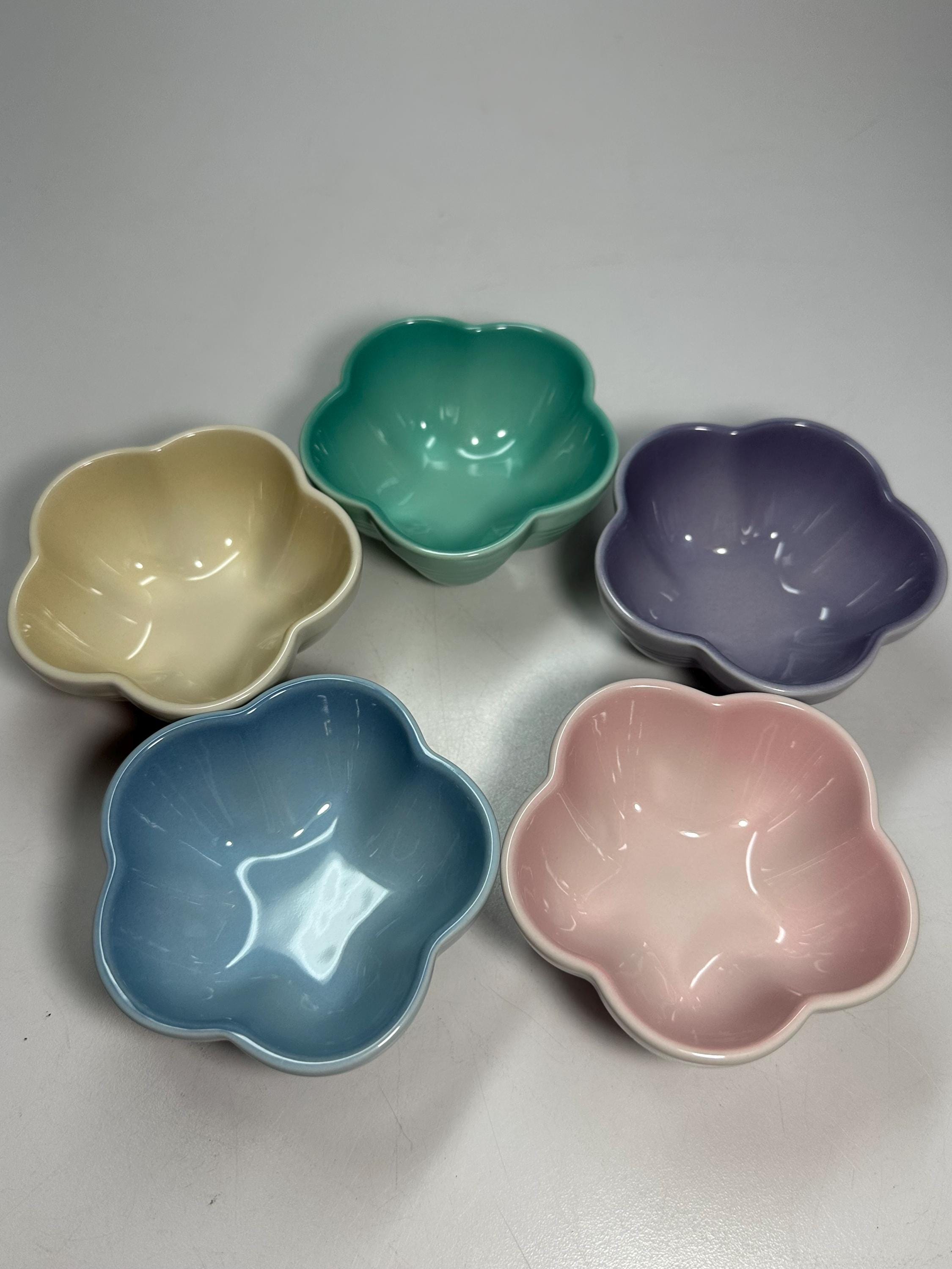 Le Creuset Mini Flower Dish Bowl Set ~ Hibiscus , Provence