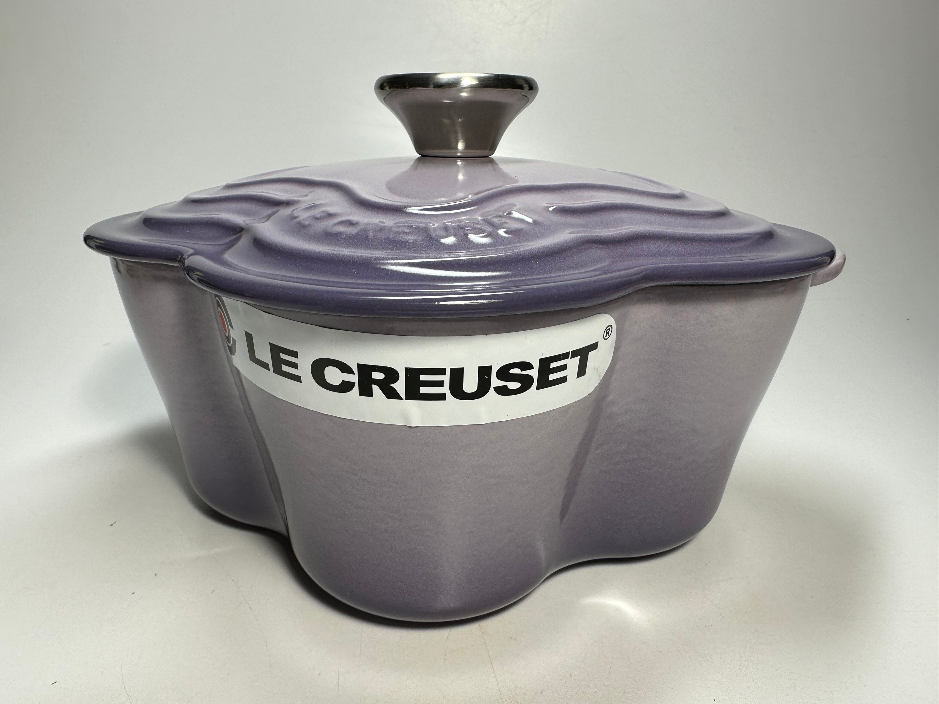 le creuset heart dutch oven Sticker for Sale by alexhxu