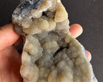 Botryoidal Agate Geode Druzy Crystals UV-Reactive Specimen