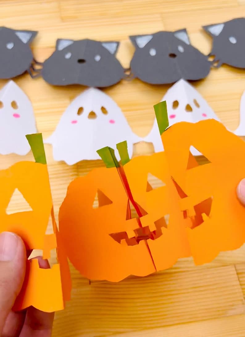 Halloween Paper Garland Printable: DIY Spooky Decor (digital Download ...