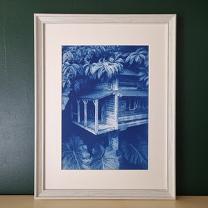 Poster blu fatto a mano, decorazione esotica della Guadalupa, foto di casa e giungla, stampa cianotipica artigianale, limitata, numerata A4 (12x8 pollici)