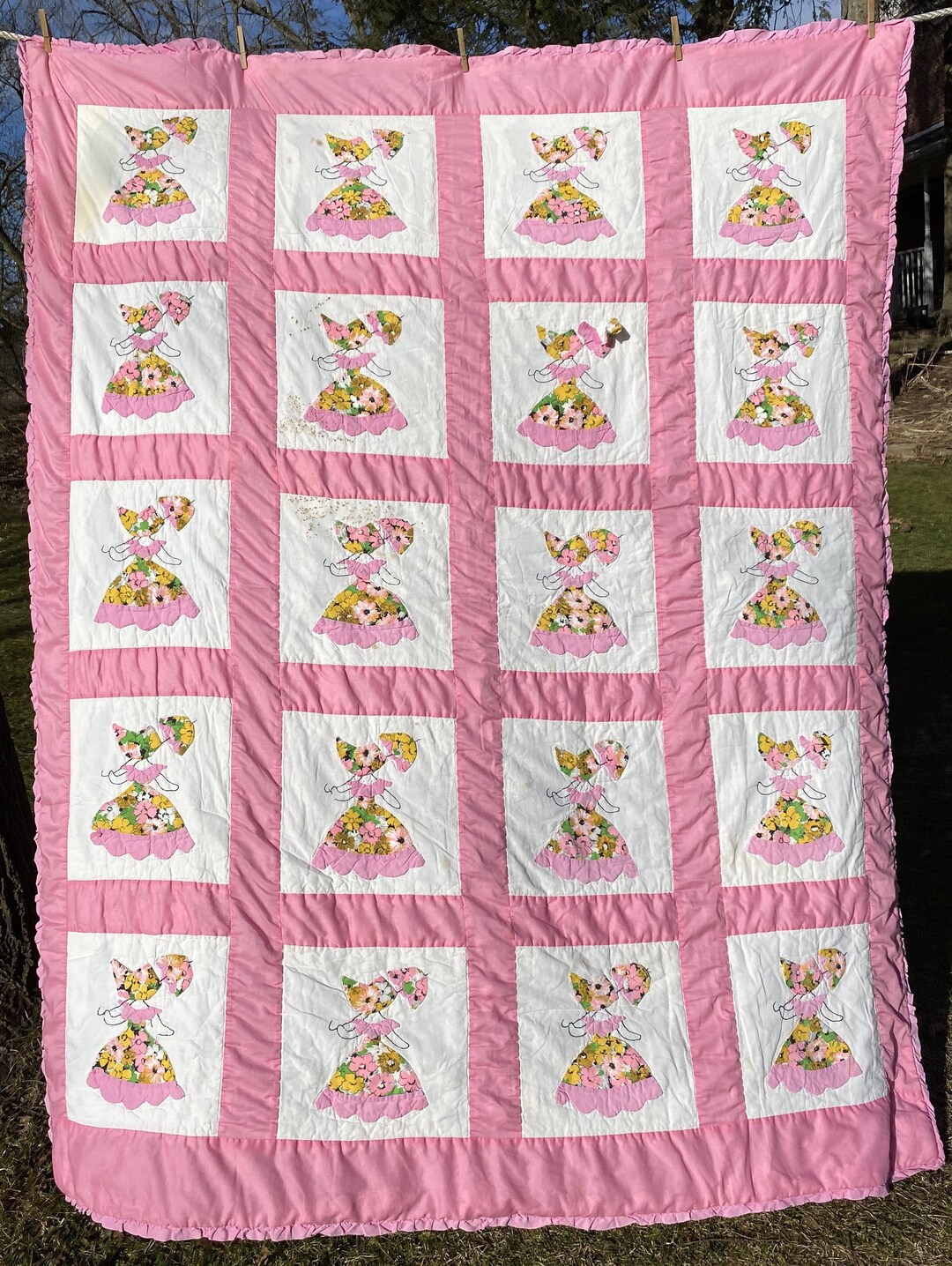 Quirky Cutter Vintage Parasol Lady Cutter Quilt Etsy