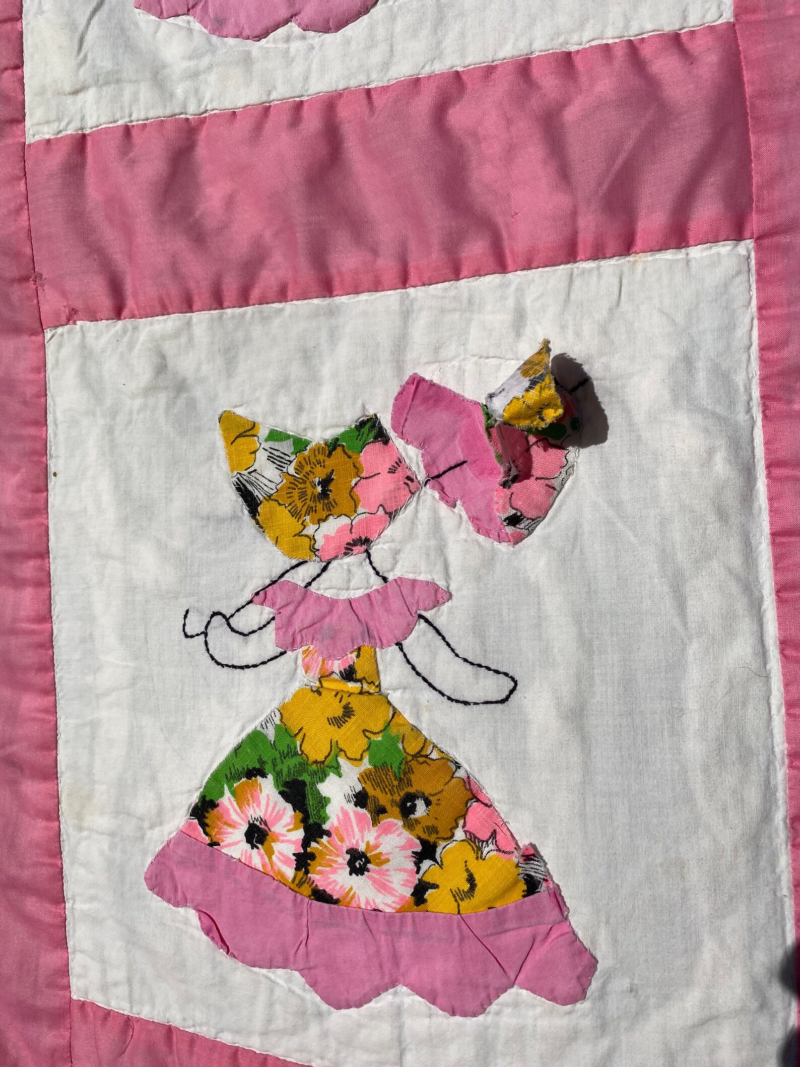 Quirky Cutter Vintage Parasol Lady Cutter Quilt Etsy