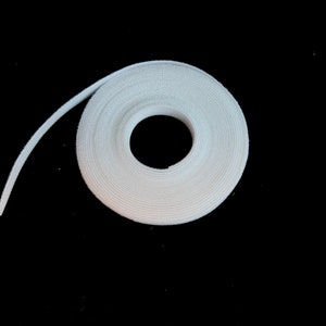 Precut ~ 1pc White Nylon Plant Bandage Tie, Reusable Plant Ties Garden Tape, Plants Tie Strap, Moss Pole Wrap Support 16.4FT/5m