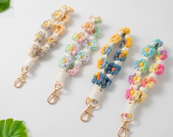 Handwoven Daisy Flower Style Keychain & Keyring