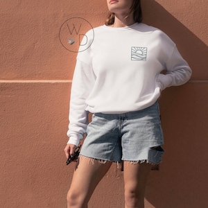 California Sunset Crewneck, Minimalist MW Sweatshirt, Country Music Inspired Crewneck, Western Sweatshirt, Y2K Style Crewneck