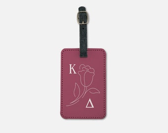 Kappa Delta Gepäckanhänger (2er Set) Rose griechische Buchstaben | Benutzerdefinierte KD Koffer Bookbag Tags | Offiziel Sorority Kaydee Bid Day Big Little Geschenke