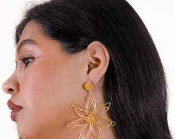 Sunflower Gold Wired Earrings, Handmade Dangle Flower Earrings, Lightweight Non Tarnish Women Earrings, Dainty Statment Earrings, Gift Ideas