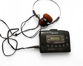 Vintage jaren 80 SONY Walkman WM-FX401 radiocassettespeler wordt alleen ingeschakeld