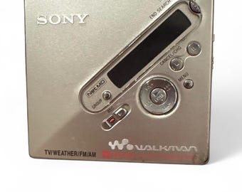 2003 Sony Walkman MZ-NF810 Silver MiniDisc Player NetMD Fm/AM/TV/Weather As Is