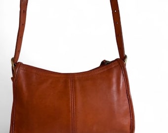 Vintage COACH kleine leren Soho crossbody-tas met ritssluiting J8P-4104 zadelbruin bruin