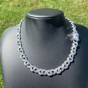 14k Białe złoto platerowane 13 mm Kubański łańcuszek typu infinity 18” 20” Iced out Premium Choker Necklace Box Clasp