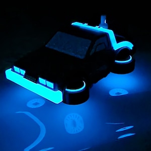 Back To The Future Delorean With Clock Stand ( Glow in the dark )