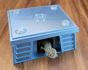 Sci-Fi Bunker Reptile Hide for Lizard Gecko Snake with Removable Roof | 3D Printed Terrarium Hideout | Bearded Dragon Cave Decor