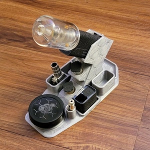 Huni Badger Nectar Collector Stand With Dab Station Dock Holder ( Grey Metallic )