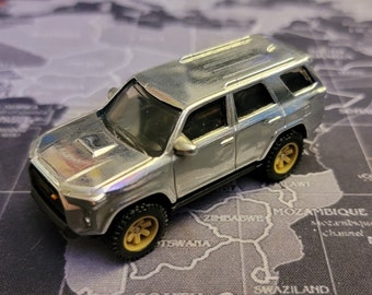 Hot Wheels Boulevard #36 Toyota 4runner TRD Pro White