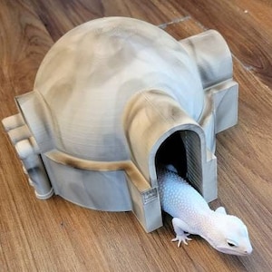 Tatooine Star Wars Style Hut Reptile Hide for Lizard Turtle Gecko Hamster and more