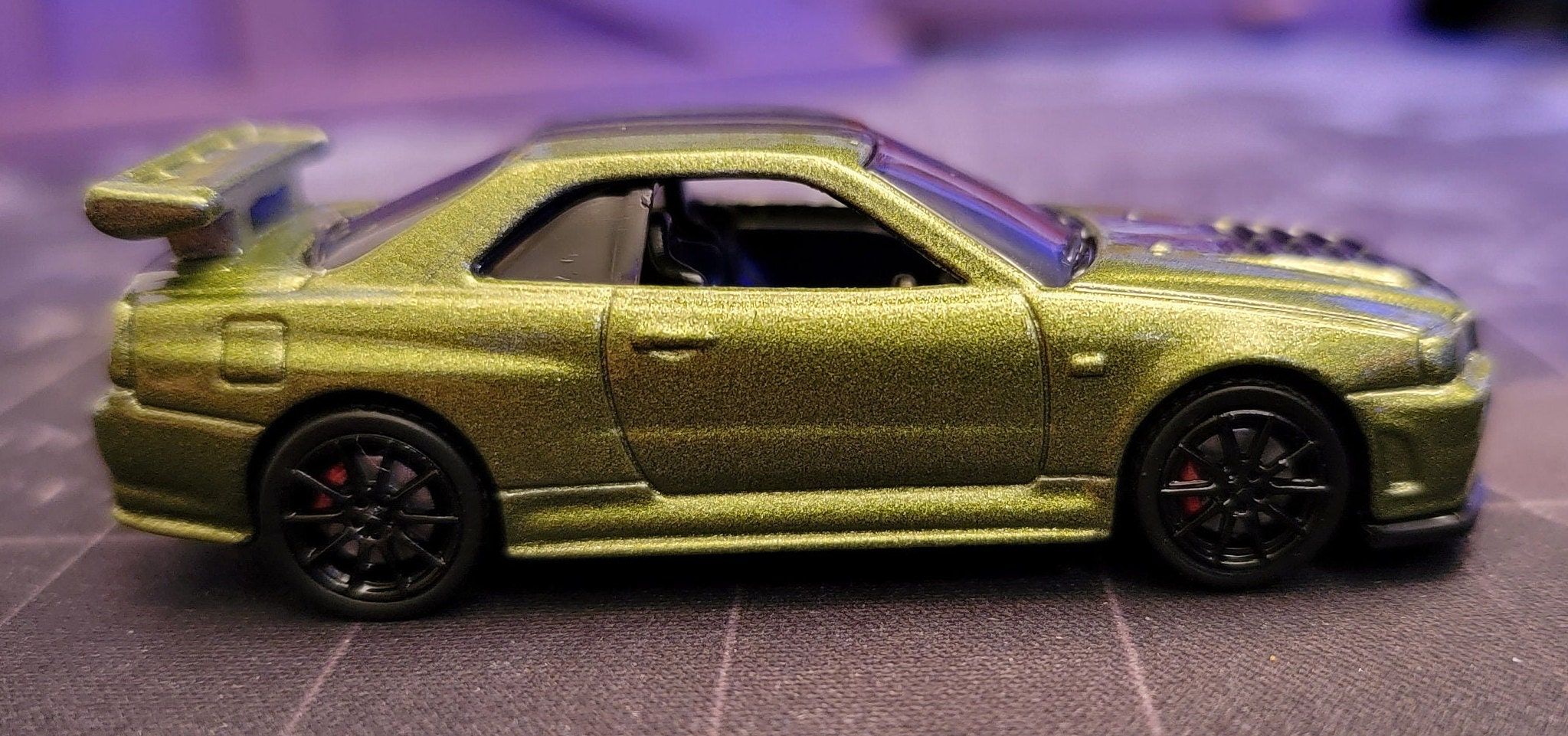 Hot Wheels Gran Turismo Nissan Skyline GT-R R34 Blanco | Shopee México