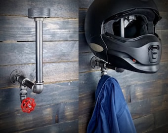 Wall-mounted motorcycle helmet holder, industrial style wall-mounted coat rack. Motorcycle helmet holder, Harley Davidson decoration, Triumph, Honda, Yamaha