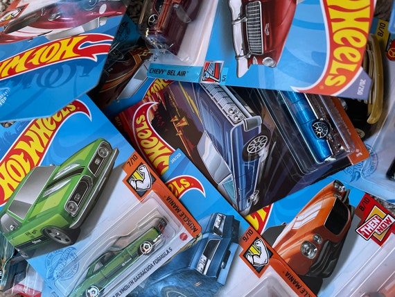 Hot wheels sales mystery box