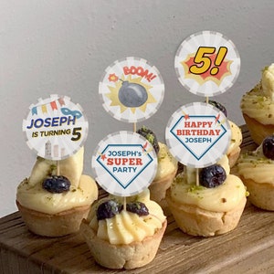 Bearbeitbare SuperheldEn Geburtstag Cupcake Toppers, Superheld Geburtstag Sticker, Geburtstagsgeschenk Tags, Sofort Download, druckbare Vorlage, #H012