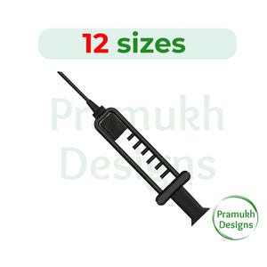 Könnte beinhalten: Schwarzes und weißes Stickmuster einer Spritze mit 12 verfügbaren Größen. Das Design ist mit "12 Größen" und "Pramukh Designs" beschriftet.