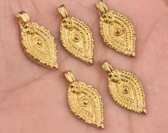 25 mm - 14 piezas de encantos de latón crudo, colgantes de latón, encantos boho, colgantes boho para fabricación de joyas y macramé, suministros de joyería