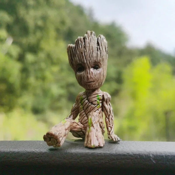 Groot gardiens de la galaxie Mini arbre homme Marvel Avengers Anime décorer jouets figurine assise Groot enfants modèle jouets