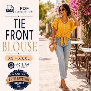 Peut inclure: Un patron de couture PDF pour un chemisier à nouer devant, tailles XS à XXXL, formats A0 et A4. Le modèle présente un chemisier jaune à manches courtes avec une patte de boutonnage et un nœud à la taille, porté avec un jean bleu clair.