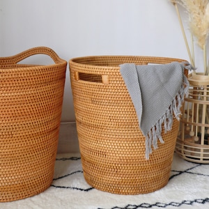 Handmade round laundry hamper storage basket home decor, Rattan Laundry Basket, for Home Cloth Bathroom Living Room Storage Housewarming