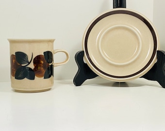 Arabia Finland | Ruija series | Tall coffee cup set | Ulla Procopè & Raija Uosikkinen | Scandinavian vintage design
