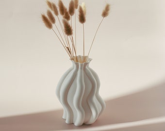 Wellige Deko | Organische Form Vase | Modern Organic Decor | Organisches Design | Minimalistische Deko| modern ästhetisch | Weiße Vase