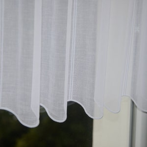 Scheibengardinen Bistrogardine aus Voile in Leinenoptik Stickereipanneau im Farbe Weiß Curtain HILYMI Bild 7